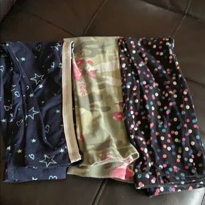 3 pairs of leggings